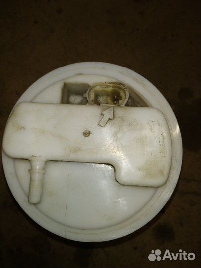 Топливный насос (бензонасос) Renault Logan 1 К7J