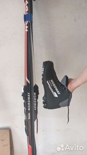 Беговые лыжи