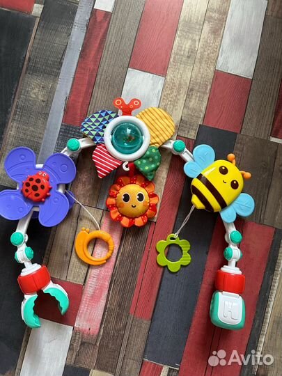 Развивающие игрушки для малышей