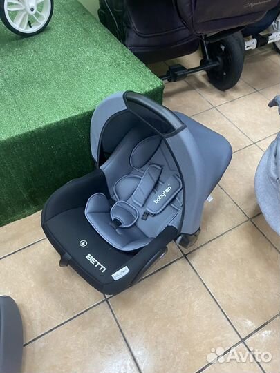 Коляска 3 в 1