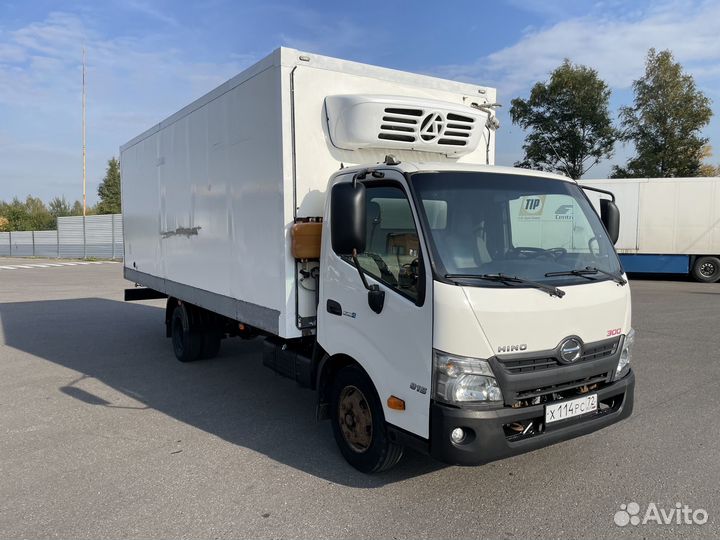 Hino 300 (Dutro), 2012