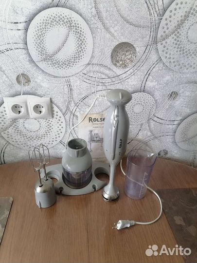 Блендер rolsen SM-225MF