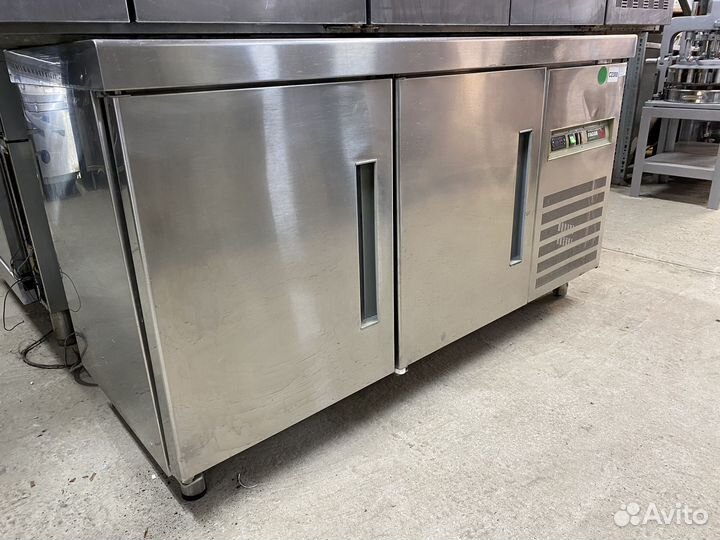 Стол холодильный