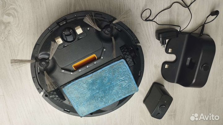 Робот пылесос genio profi 240