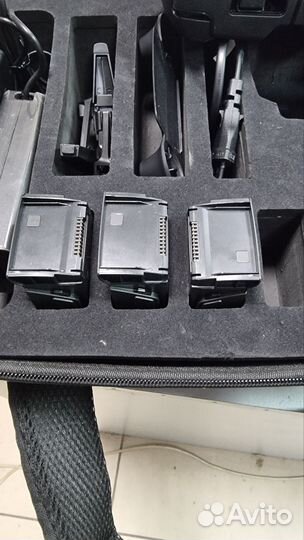 Квадрокоптер DJI Mavic Air Fly More Combo