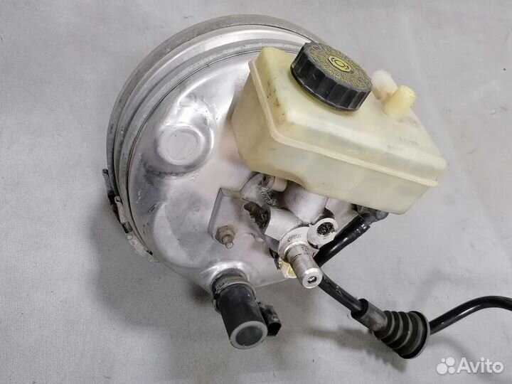 Вакуумный усилитель тормозов Mercedes W220 1998-05