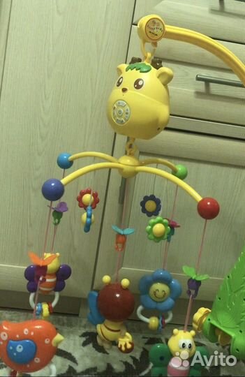 Мобиль на кроватку с проектором и ночником