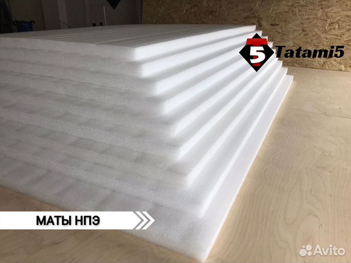 Боксерский ринг на помосте размером 5 х 5м с боевой зоной 4 х 4 м помост 0,5 м