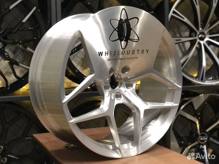 Кованые диски R21 для F15; F16; F85; F86