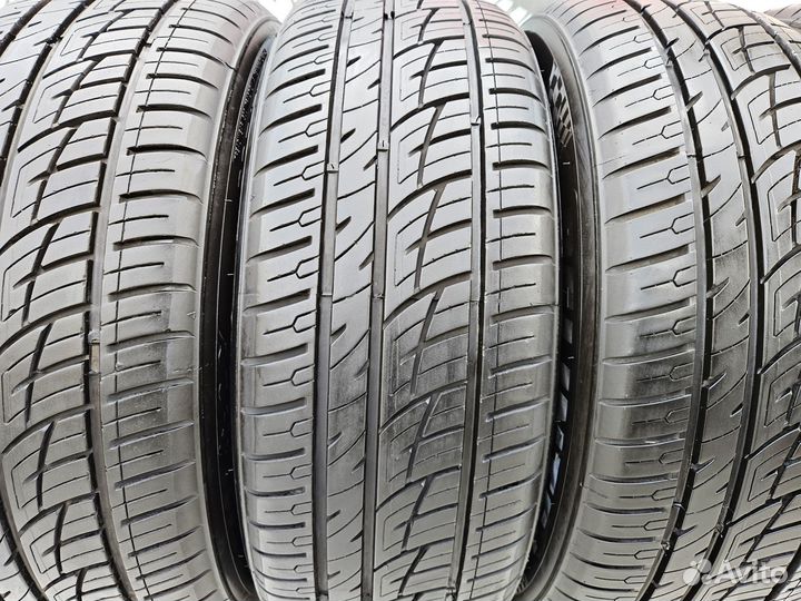 Delinte DS8 Desert Storm II 225/55 R19 99H
