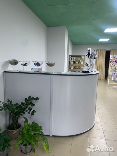 Стойка-ресепшен бу кассовая стойка