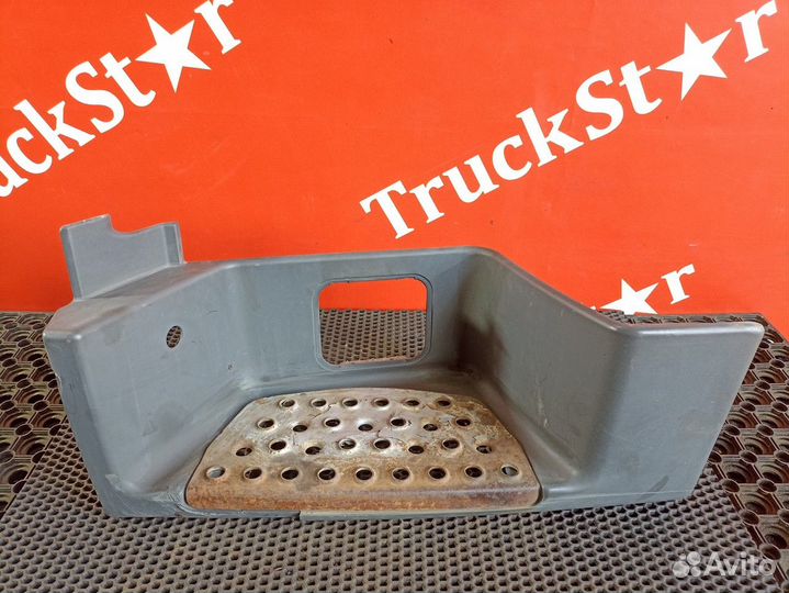 Корпус подножки левый Man TGA, Man TGS, Man TGX