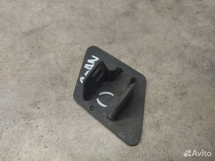 Заглушка бампера левая Bmw 3 E90 2008