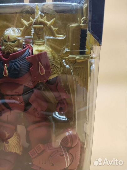 Фигурка Warhammer 40000 Primaris Lieutenant 18см