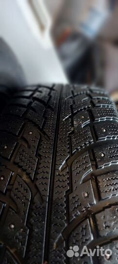 Kumho I'Zen RV Stud KC16 225/65 R17 106T