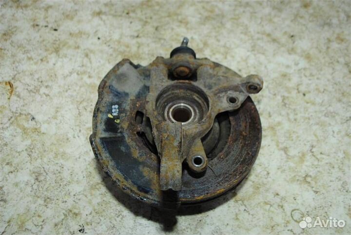 Кулак передний левый Elantra HD Kia Ceed ED