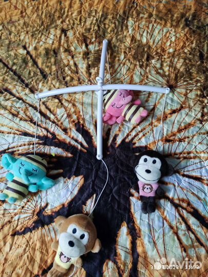 Мобиль на кроватку с русской песенкой