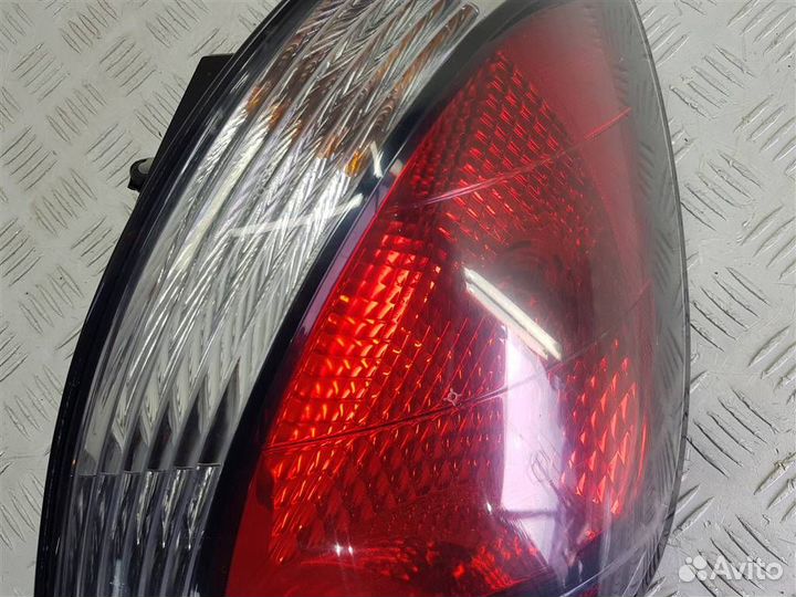 Фонарь задний правый Kia Rio