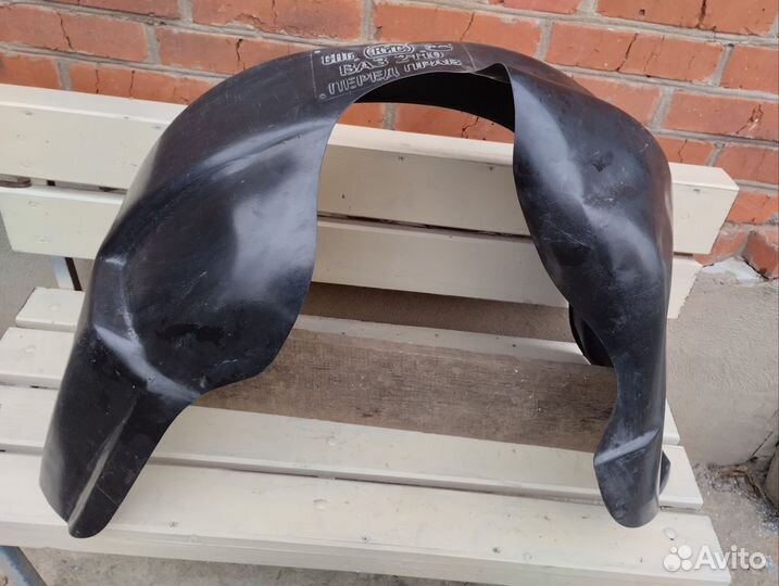 Подкрылок для ваз2110