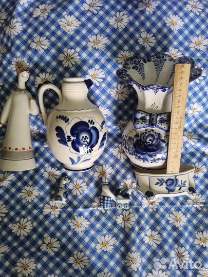 Посуда гжель и фигурки
