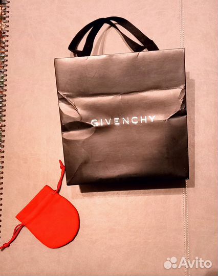 Подарочная упаковка Givenchy