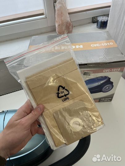 Пылесос Cameron CVC-1010