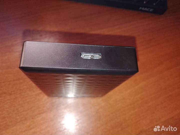 Внешний жесткий диск HDD Seagate 4tb