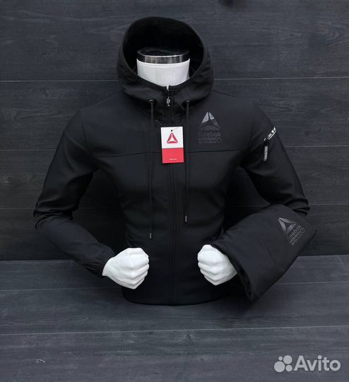 Спортивный костюм Reebok