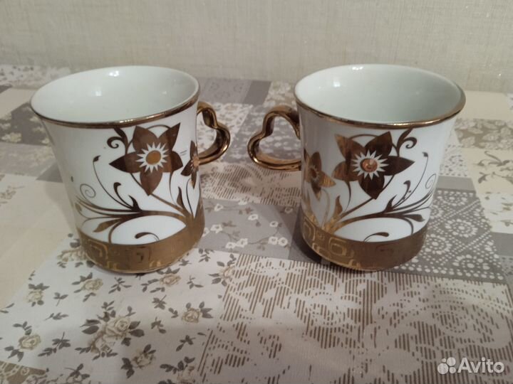 Две подарочные кружки