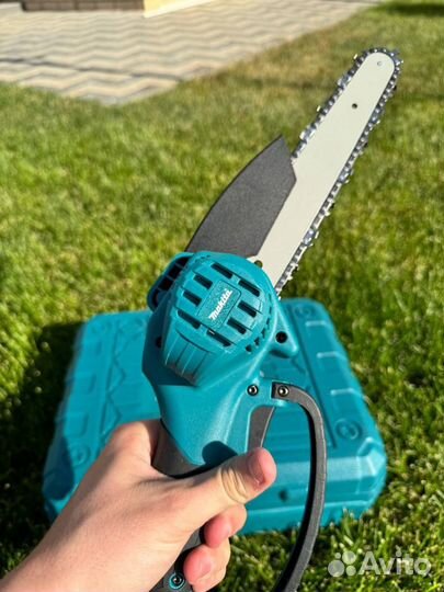 Аккумуляторная пила Makita 200mm