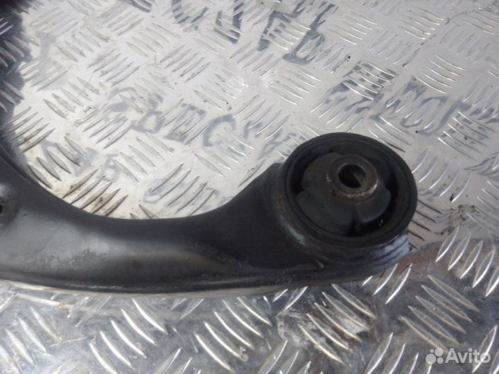 Рычаг передний правый Kia Ceed ED 06-12