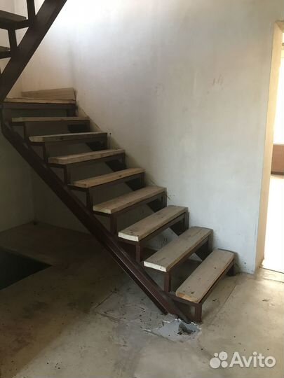 Металлокаркас лестниц