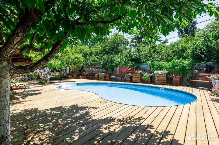 Помощники по хозяйству(Семейная пара)