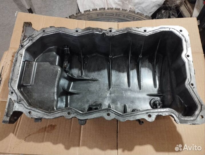 Масляный поддон двигателя D4EB 2.2