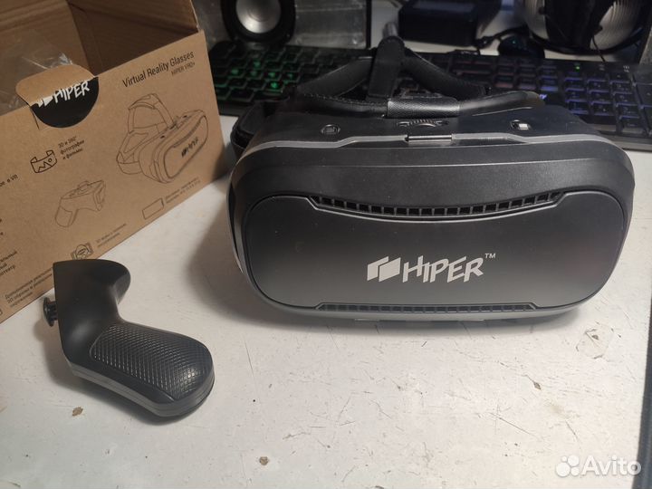 Очки виртуальной реальности hiper VRQ+ джойстик