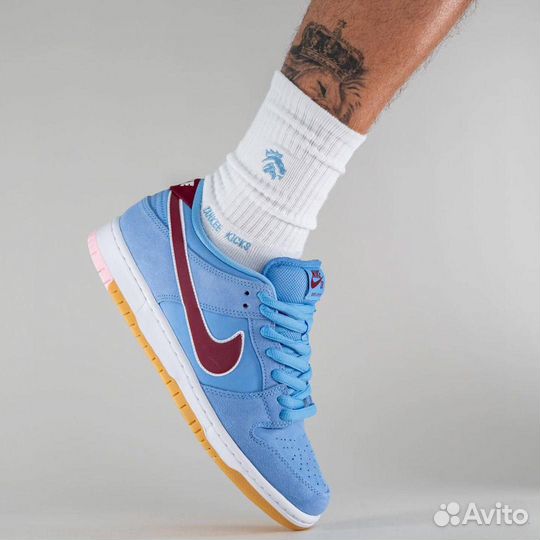 Кроссовки Nike SB Dunk Low Philadelphia Phillies