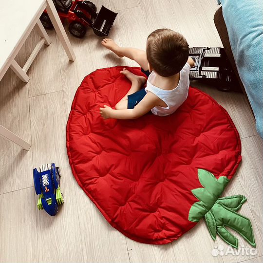 Детский коврик Клубника