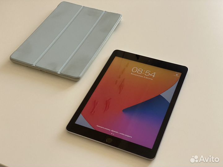 iPad 6 поколения 9.7‘‘ (2018) 128gb WiFi