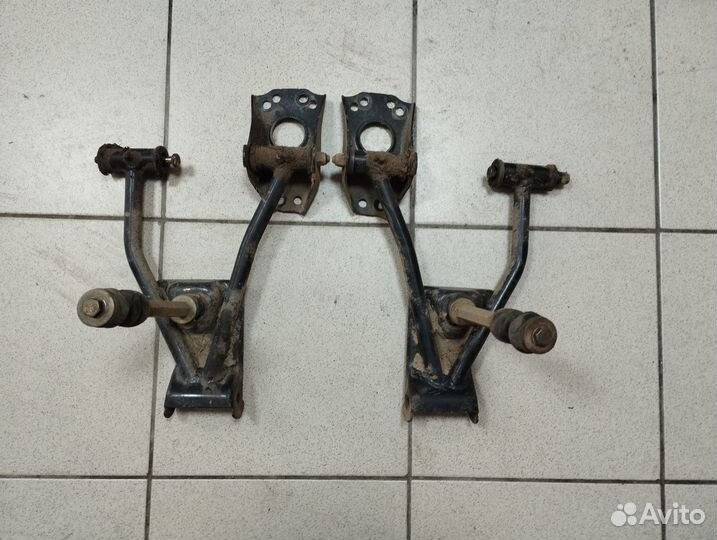 Рычаг задний верхний Polaris sportsman forest 500