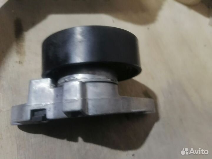 Ролик натяжной ремня грм Daewoo Espero