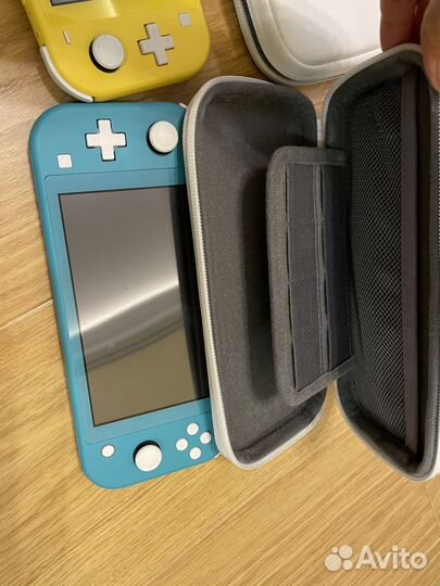 Nintendo Switch Lite + фирменный чехол