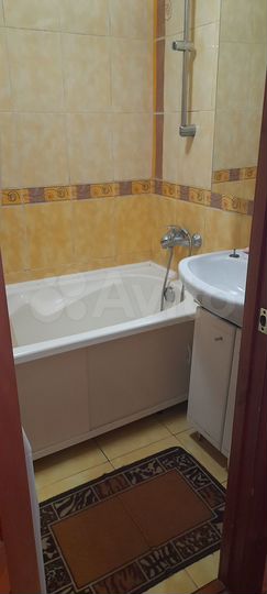 4-к. квартира, 87 м², 1/9 эт.