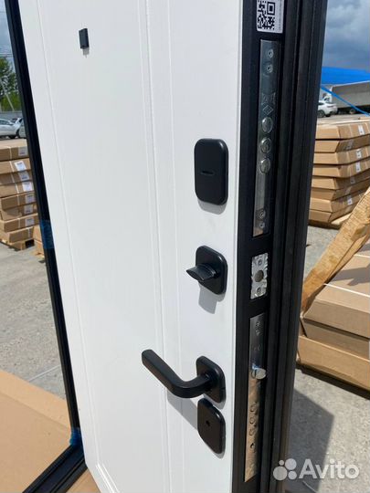 Дверь входная Колорадо