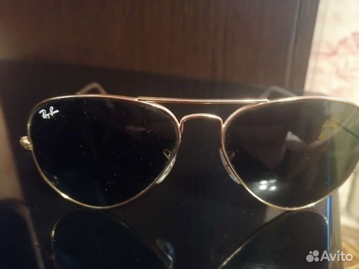 Солнцезащитные очкиф