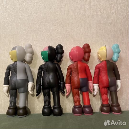 Bearbrick kaws 37 см