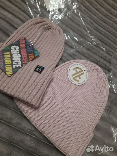 Шапка для девочки новая