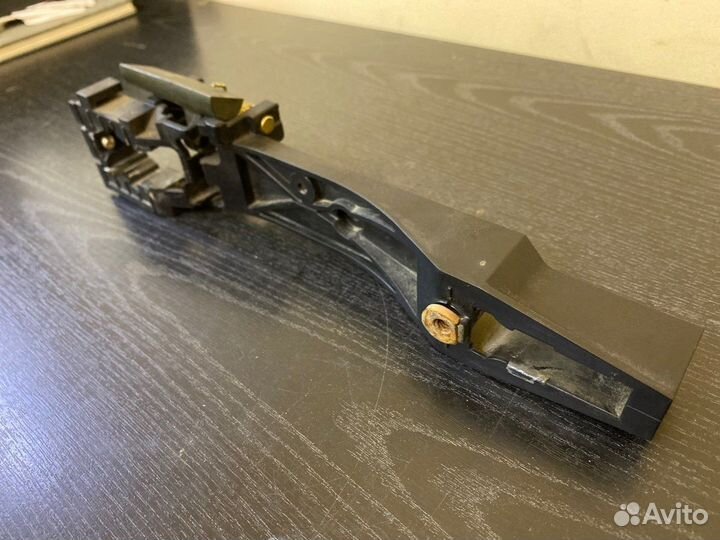 Кронштейн бу задний правый Infiniti Fx35 S50 2005