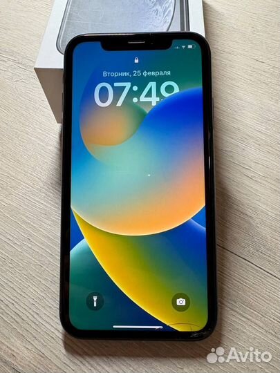 iPhone Xr, 128 ГБ