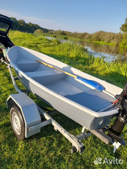 Лодка с мотором