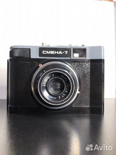 Плёночный фотоаппарат смена-7